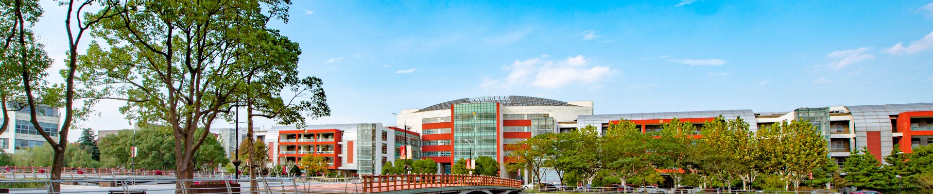 地址：上海市浦东新区蔡伦路1200号
